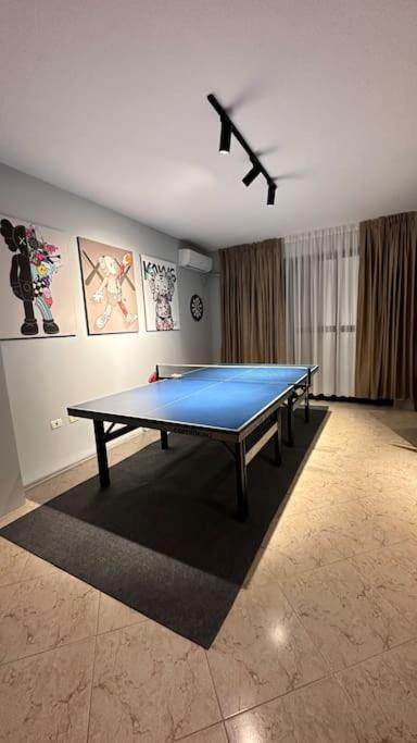 Super House Blloku - 3 Rooms Тирана Экстерьер фото