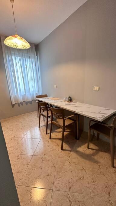 Super House Blloku - 3 Rooms Тирана Экстерьер фото